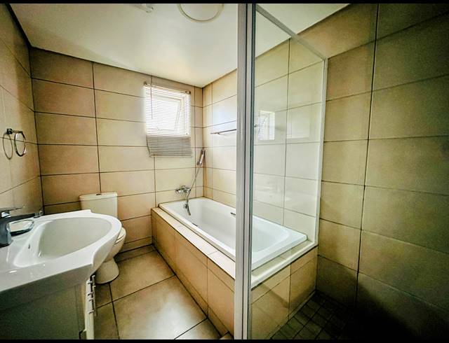 2 BEDROOM TOWNHOUSE FOR SALE IN LAMBTON